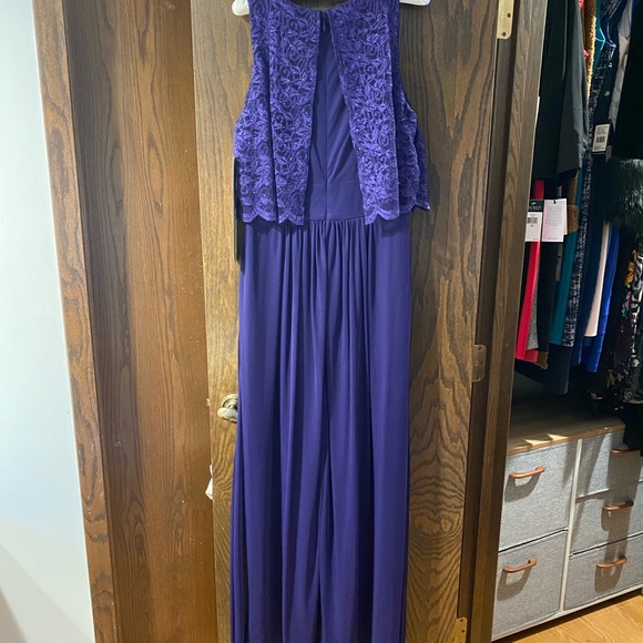 Formal Gown - Picture 4 of 5